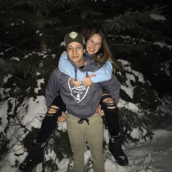 Meet your Posher, Audrey l - Picture 1 of 1